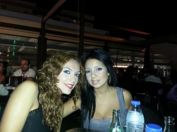 myriamrejo's tweet photo. Buena cena de sabado jajajjaja @rosa_sm91 http://t.co/dNCz9nOuhD