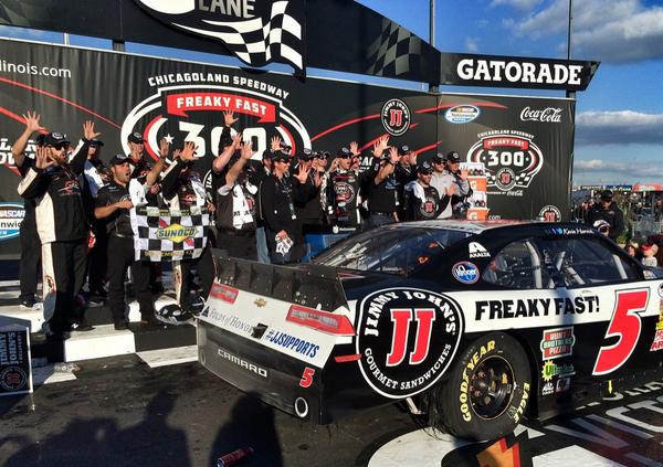 SunocoRacing's tweet photo. Victory celebration for the #FreakyFast300 winner @KevinHarvick, @JRMotorsports, @DaleJr and Keelan! #FueledBySunoco http://t.co/EuhSuGyrAp