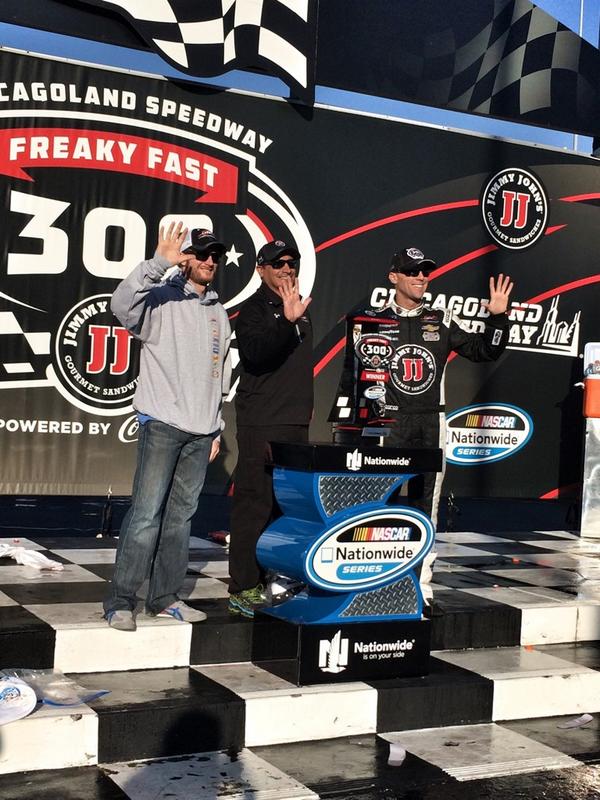 SunocoRacing's tweet photo. Victory celebration for the #FreakyFast300 winner @KevinHarvick, @JRMotorsports, @DaleJr and Keelan! #FueledBySunoco http://t.co/EuhSuGyrAp