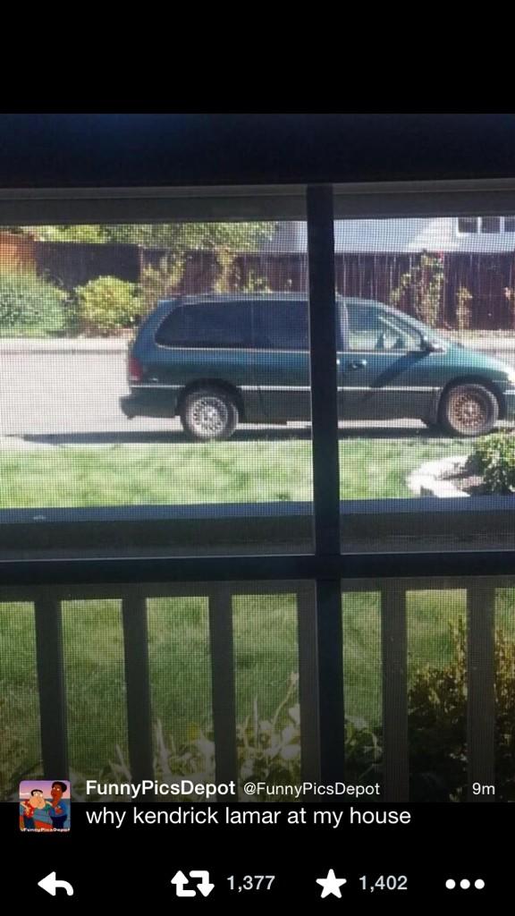 curvables's tweet photo. So.... y'all all living in the same house? http://t.co/YhZRblcjwv