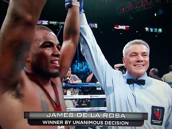 masterboxing's tweet image. JAMES DE LA ROSA GETS THE UD AGAINST ALFREDO ANGULO. #MAYHEM @SHOsports @TheFightGuru @FighterLocker