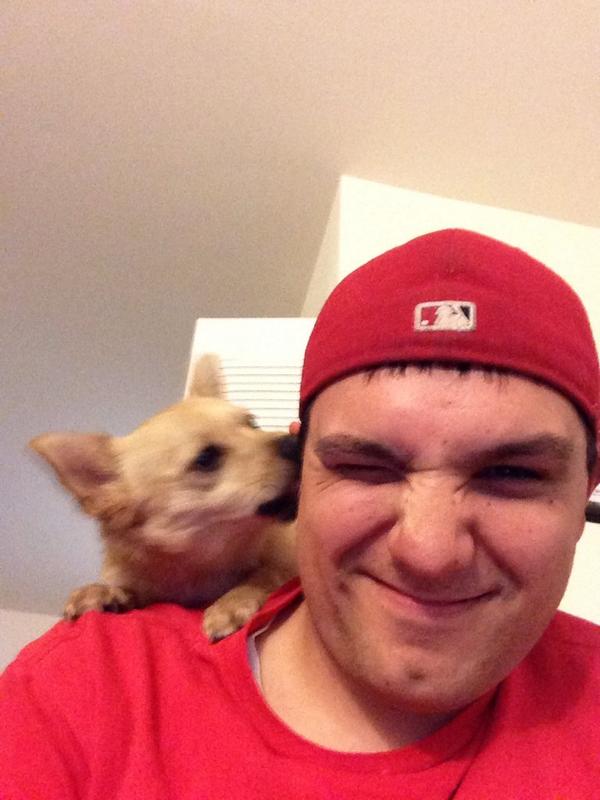 SodaPop6548's tweet photo. #CharlieMonster is happy The #Nats are up by 4 runs. http://t.co/PN58L90xLh