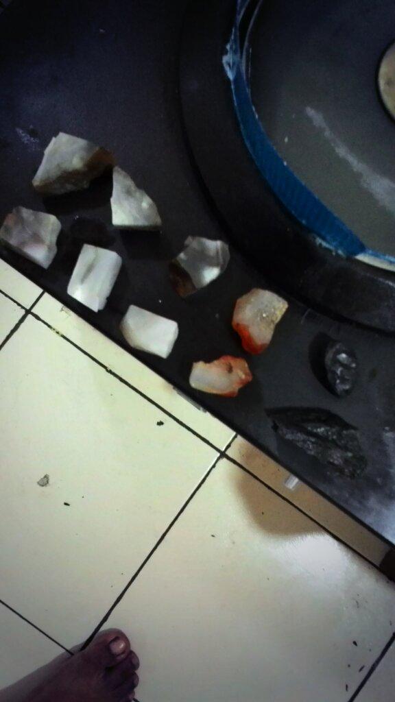 BaliGemstone's tweet photo. pekerjaan asah pagi ini. alhamdulillah http://t.co/lolcfRpoRh