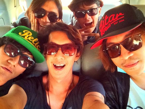 Wooow "<a href="/sony_ismail/">leedsunited.blt</a>: Makassarr.. 😁😁😁 "