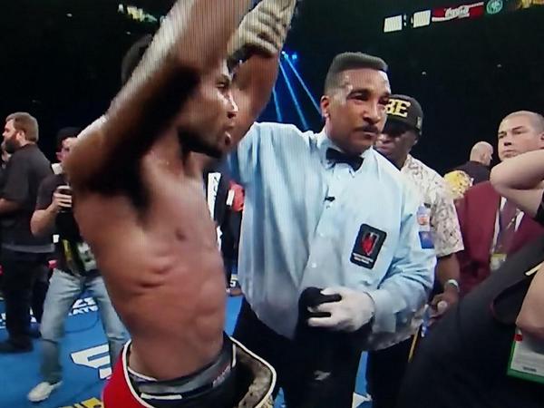 masterboxing's tweet image. @MickeyBeyTMT wins TITLE @SHOsports @TheFightGuru @FighterLocker #MAYHEM