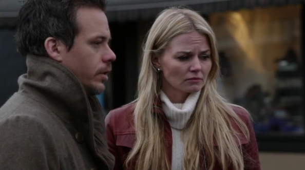 MeintheMist's tweet photo. “My father did what he had to do. He saved us” - *sigh* #OUATRewatch #SWANFIREalways http://t.co/ymiDrKGpeC