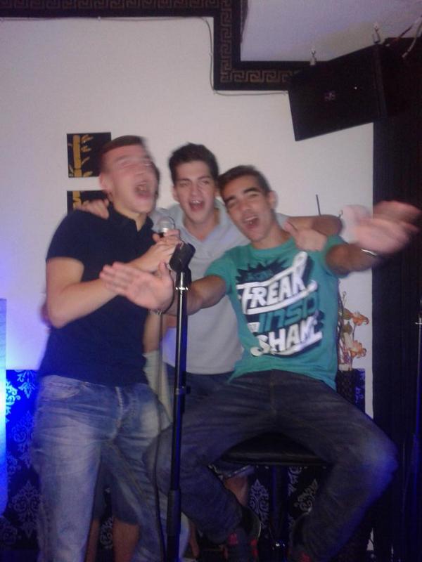 PubElmito's tweet photo. SÁBADO En @PubElmito http://t.co/p8YSQ5nNHi