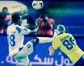 g207770's tweet photo. بسبب تجاهل لجنة الانضباط باللقطات السابقة ، اصبحت مثل هذه التدخلات طبيعية  برافووووووووووو لجنة الانضباط اشكرك👏👏 http://t.co/EEO8sKtLb5