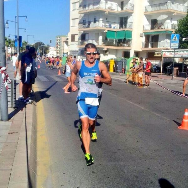 AvantValencia's tweet photo. Ánimo Javiiii @jmgtri muuucha suerte campeón!!! #CtodeEspaña #triatlon #triatlonaguilas @TRIATLONSP @FedTriatloCV http://t.co/MC7QiE6Z0w
