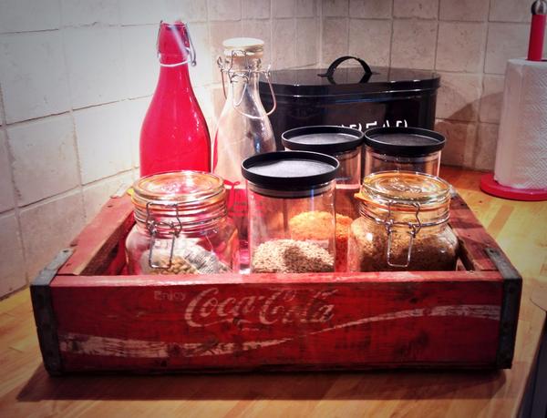 LouRoon's tweet image. Another home purchase off my hit list. Love my 'new' 1950s coca cola crate from @HomeColonial