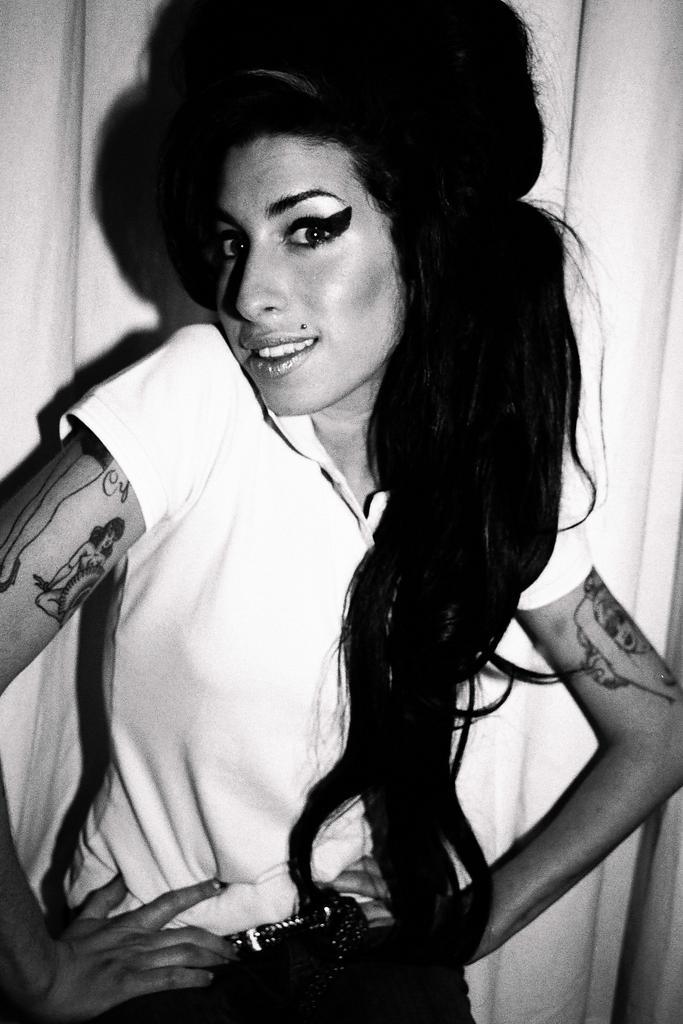 Happy birthday to the queen of queens the beautiful and talented Amy Winehouse. 