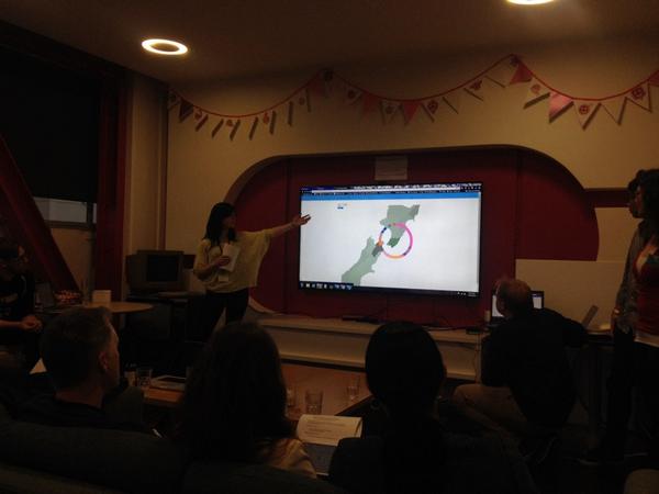 summeroftech's tweet photo. #dunkingDoughnuts showing how they visualize communication trends in NZ #hackfestSOT14 http://t.co/6eWuBRPAzQ