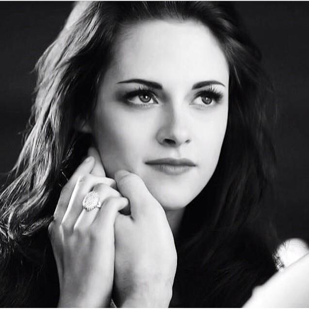 Happy birthday Bella Swan! (Cullen) 