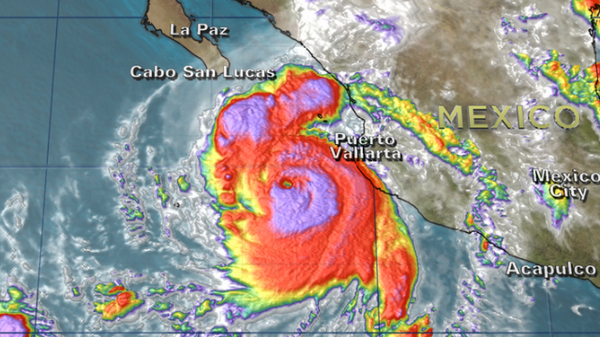 CNNEE's tweet photo. El huracán Odile se fortalece a tormenta categoría 4 http://t.co/Cf5etFVqUA http://t.co/uiberJDvAX