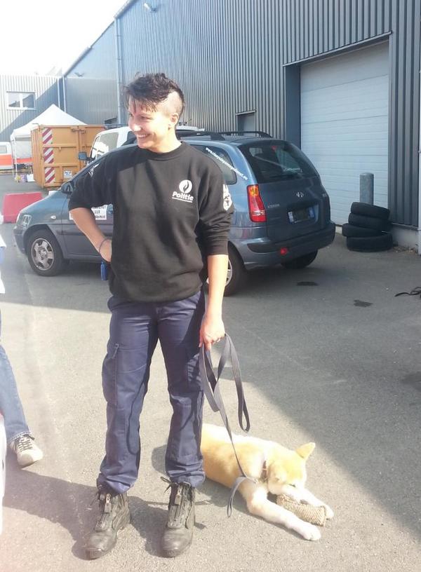 Deelname aan #openwalletje in #Westkapelle met demo's van Hondenpolitie