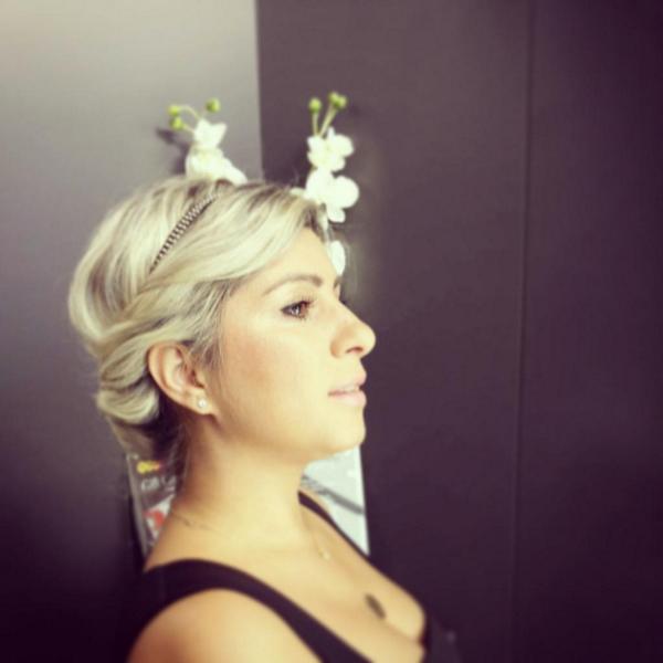 zehra100's tweet photo. Kalabalığın içinde yanlız hissetmekte güzel 😊 http://t.co/Md4CQAqnYE