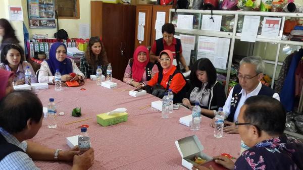 RCSS21111's tweet image. #RotaryClubSurabajaSelatan #D3420 #RotaryDay#YEP