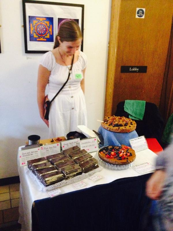 littlepixiepop's tweet image. Best Day @FestyOfLife.I've got a few amazing handmade Raw Chocs left.£3 each or 4 for £10.Orange spice,Mint and Dark.