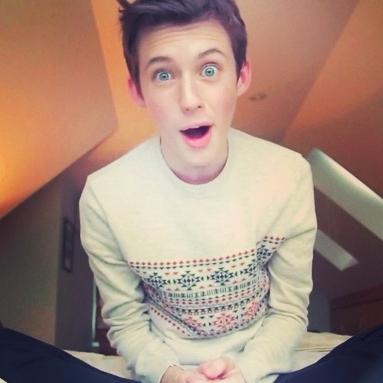 grace30393531's tweet photo. #troyesivan why are you so cute http://t.co/2bRGHafBpa