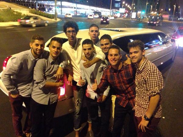 Carlosdt7's tweet photo. ¡Buena noche chavales! http://t.co/wmZZqNXX8c