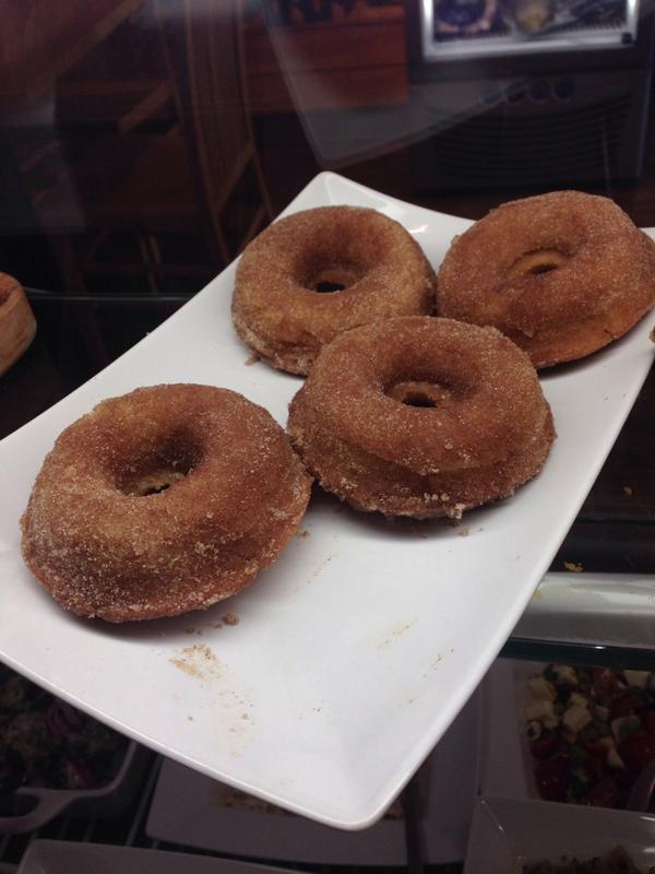 One of <a href="/mrspkitchenguru/">Колянчик Пуля</a> cinnamon doughnuts are a perfect treat to end the week!