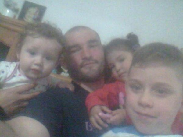 nachoreyna's tweet photo. Con mis enanos... http://t.co/kOaIls3esx
