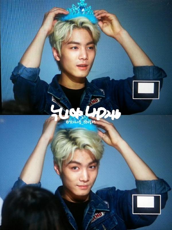 140914 신촌 엠투유 팬싸인회 <a href="/NUESTNEWS/">뉴이스트(NU’EST)</a> #뉴이스트 #JR #종현 쩨알 왕자~ ㅠ♥ㅠ