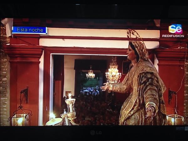 hdad_asuncion's tweet photo. Seguimos disfrutando en @TeleSevilla de la Redifusión del 15 de Agosto. http://t.co/pzyJUfEBpB