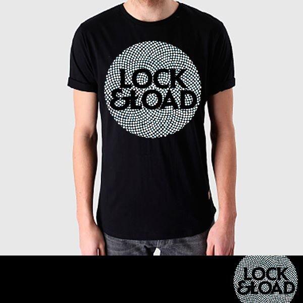 LOCKANDLOAD030's tweet image. Bij aankoop van een paar sneakers vanaf €100,- ontvang je gratis een L&amp;amp;L tee! #lockandload