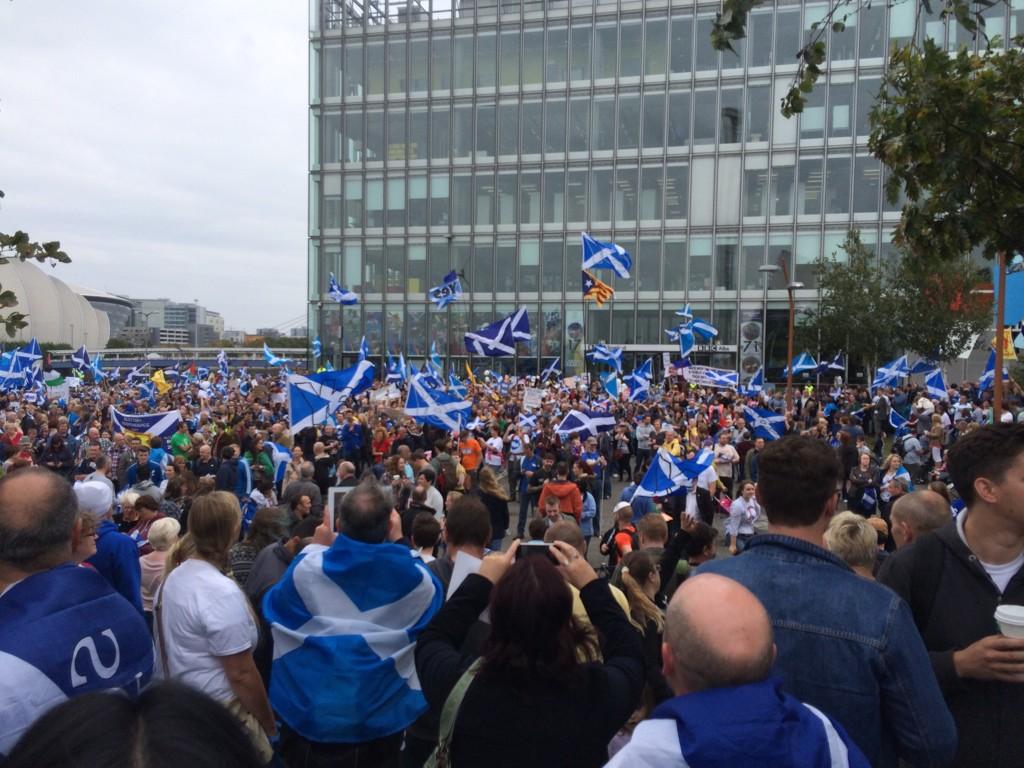 BxfuBFAIYAAyVgX.jpg:large