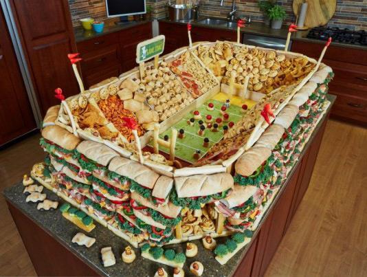 dealsdevil's tweet image. In need of a little inspiration for your next football viewing party? We love this table: