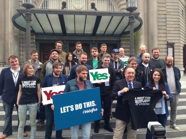 AlexSalmond's tweet photo. Excitement building for tonight’s #VoteYesConcert at Usher Hall with @Franz_Ferdinand @mogwaiband @FRabbits + more http://t.co/esLoSUWY1Y