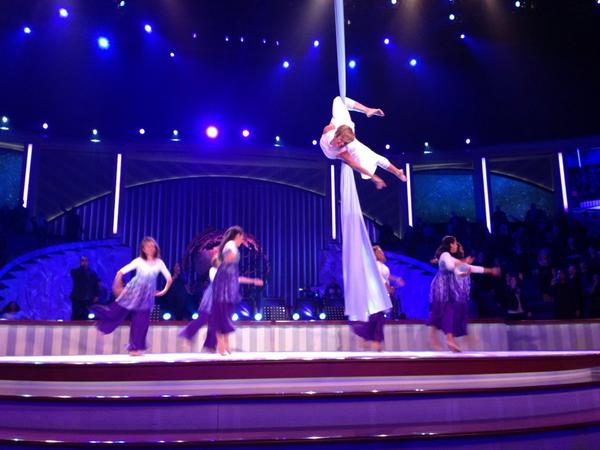 CindyRatcliff's tweet image. Ps 150 praise Him w the timbrel &amp;amp; DANCE!! God was praised beautifully @lakewoodch 2day @Grayceeme
