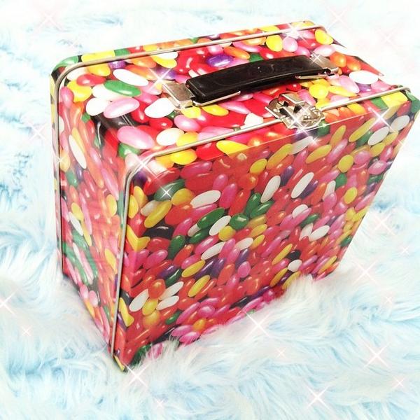 SHOPJEEN's tweet image. JELLY BEANS LUNCHBOX!! 💖💜💖 20% OFF EVERYTHING TIL MIDNIGHT! 💕💕 SHOPJEEN.com!!