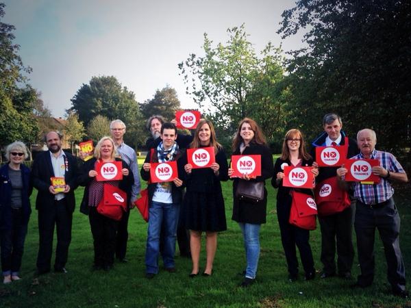 Alison_McGovern's tweet image. With Glenrothes' ace @melanie_ward #LabourNo #nothanks #fb