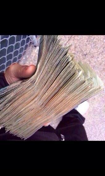 ReaIJhonathan's tweet photo. Si me pagaran por ir a la nevera y no encontrar nada http://t.co/daL5MPbEHn