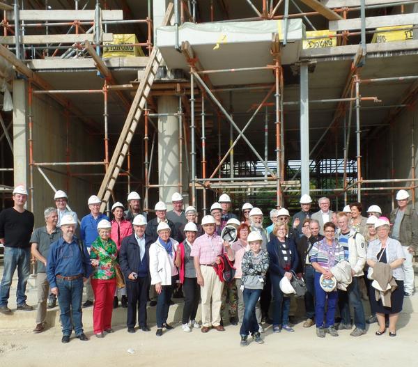 Met Michel Huisman als reisleider op reis naar Maankwartier. Zeer geslaagde middag met enthousiaste mensen #Heerlen.