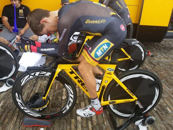 Pinarello_Q36_5's tweet photo. If you have been impressed by this young man during the @lavuelta. Let him know with a RT @LouisMeintjes #MTNLaVuelta http://t.co/N8oV3pyw6X