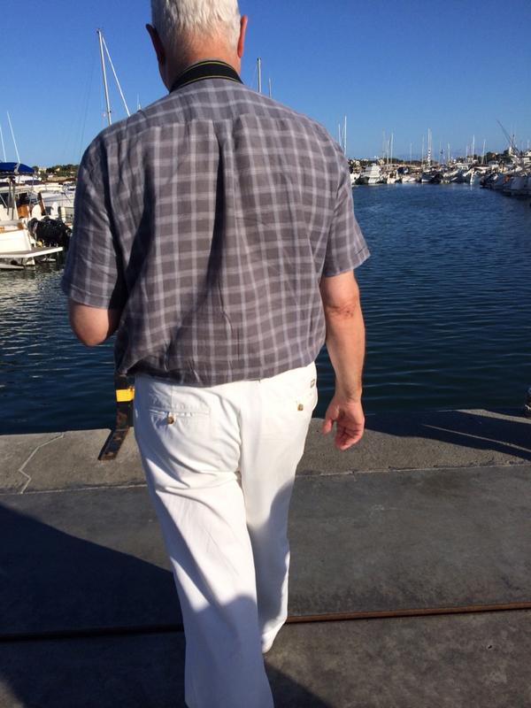 xerones's tweet photo. Best view? #mallorca #portacolom pm stroll along the harbour wall. Warm to hot, like 30'C http://t.co/Hy6xyrs0bK