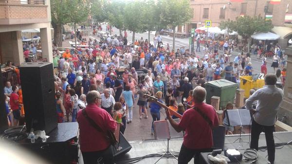 LosAtomos's tweet photo. Grande la tarde en Alesanco. Una vez mas... gRACIAS http://t.co/O8syjdtxpM