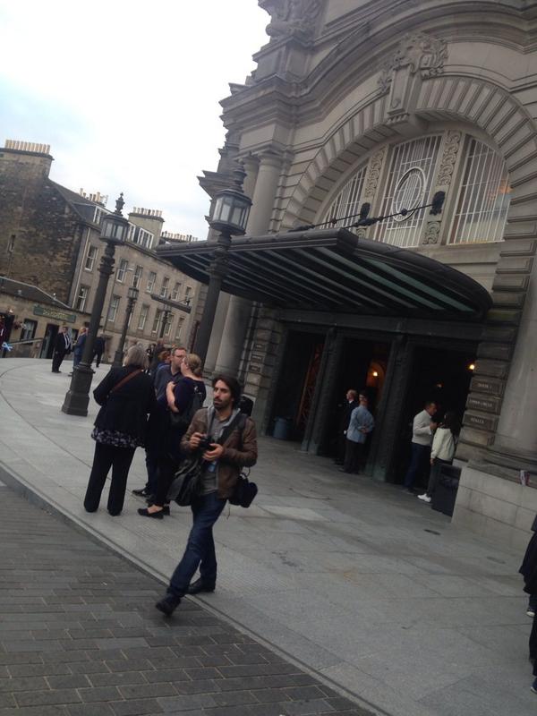 VoteYesConcert's tweet photo. Doors open! http://t.co/DHjoHHZlaG