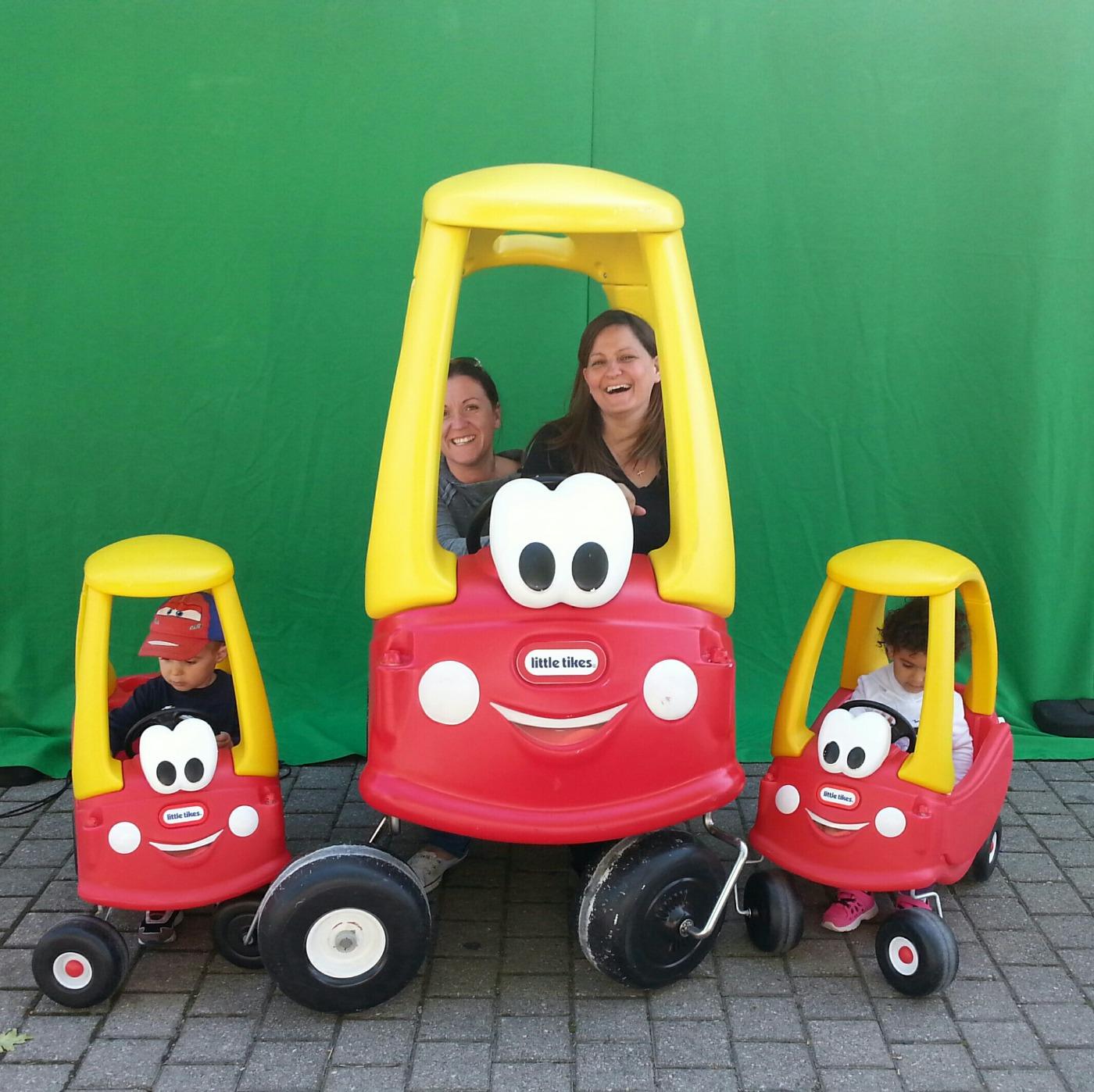 Large cozy cheap coupe