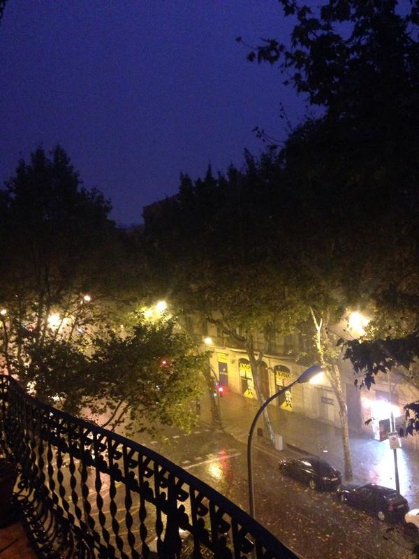 JoshuaaFinlay's tweet photo. A storms a brewing.. http://t.co/vb9QPTndpJ