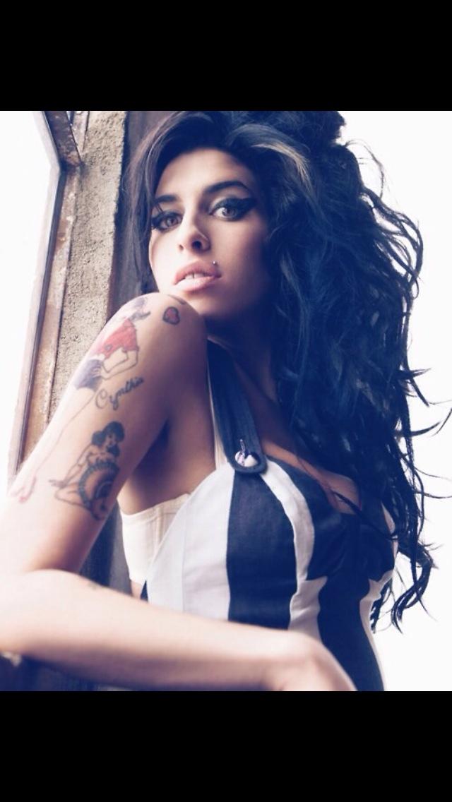 Talent gone too soon. Happy Birthday Amy Winehouse   