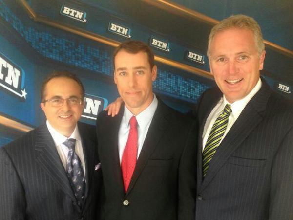 SMPA7's tweet photo. Enjoyed working the booth with these guys over the weekend. @JoeBpXp @ChuckLongIowa http://t.co/KIQeza1fsx