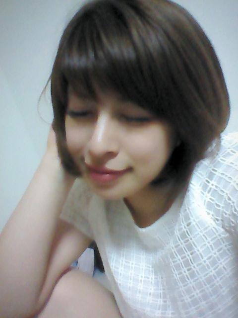 ねえねえ、 短いのと長いのどっちがいい？ エクステ付けるか悩む。。。 http://t.co/oyfmlyDm5m