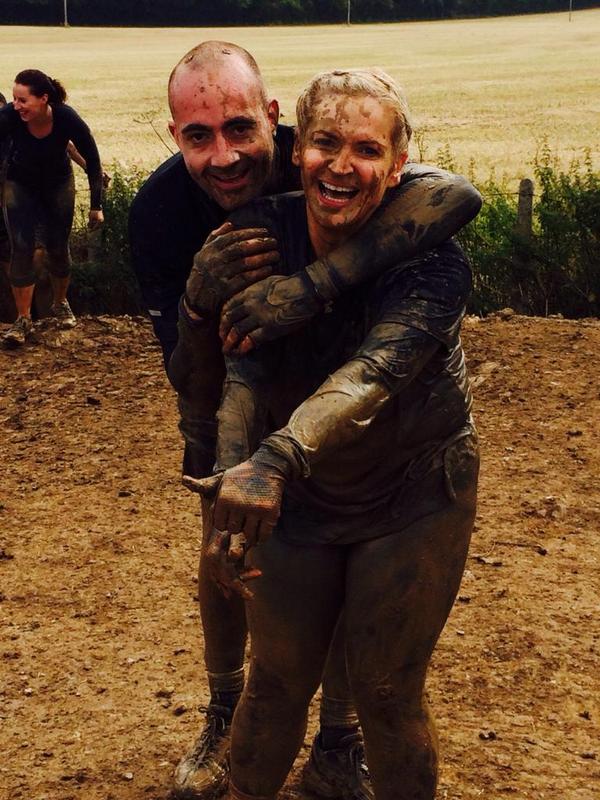 melaniemorris's tweet photo. Awwww #mudbuds with @davefromebow @HellandBackRun http://t.co/HtqkLfA2qI