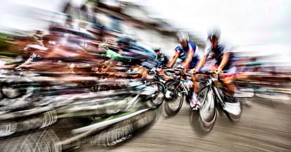 FGPhotos's tweet photo. In celebration of the @TourofBritain through #London today, here's one from #tob2013..didn't quite catch #tob2014 http://t.co/Sw0enbl5Jl