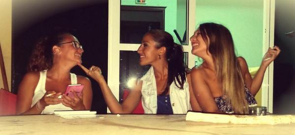 mapralu's tweet photo. Sube la cabesita carmina #carminayamen #lastresmarias. @Marikilla85M http://t.co/hv8umqe9mN