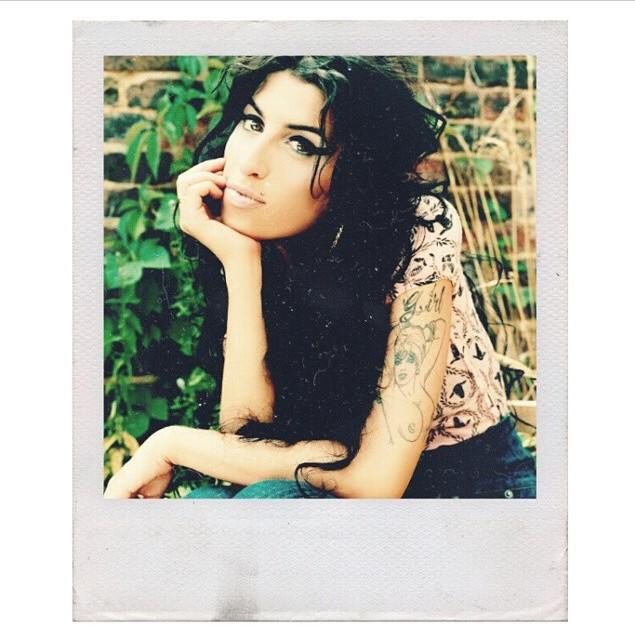 HAPPY BIRTHDAY AMY WINEHOUSE 